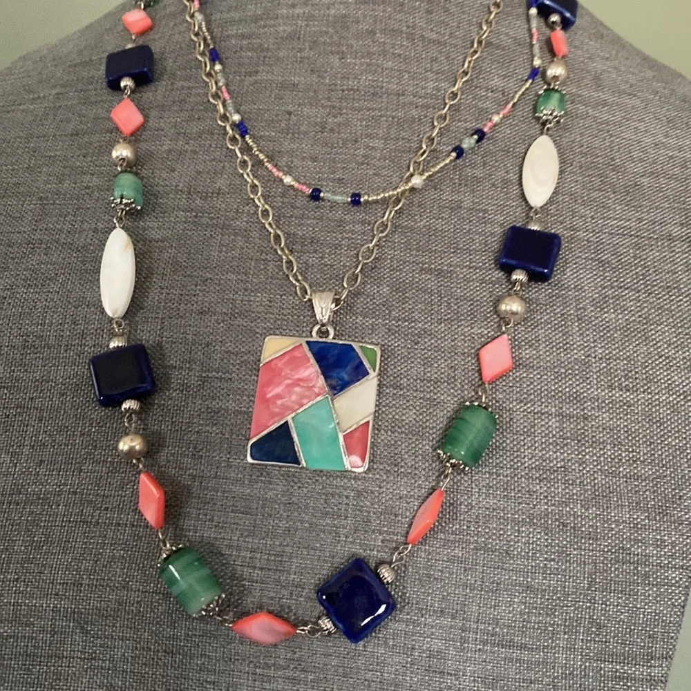 Three Strand Beaded Square Enamel Pendant Earrings set - Picture 2 of 4